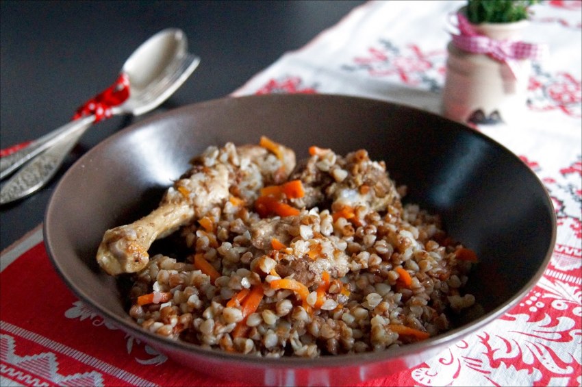 Гречневая каша с грибами и луком