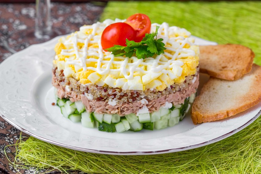 Салат с тунцом и картофелем