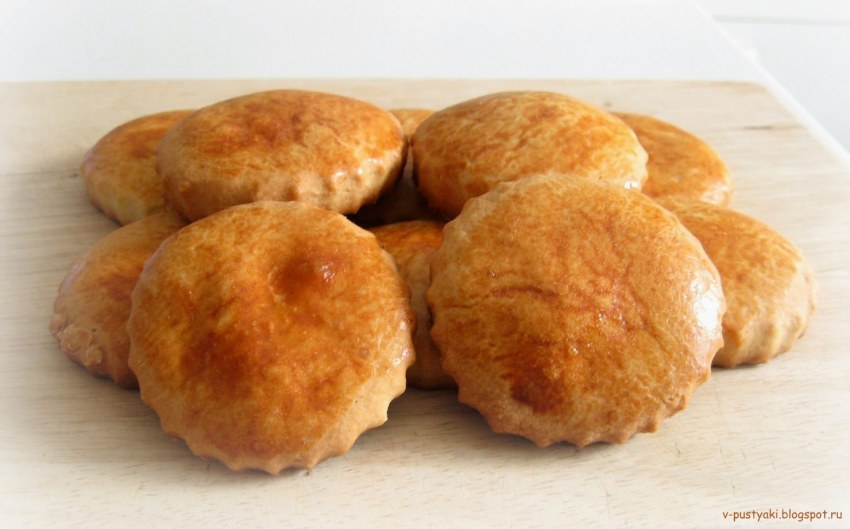 Коржик булочка