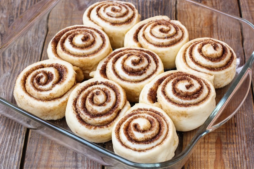 Сахарные булочки с корицей