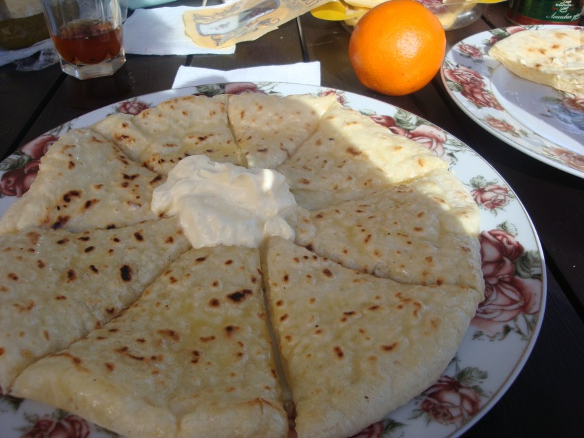 Кавказская кухня хычин