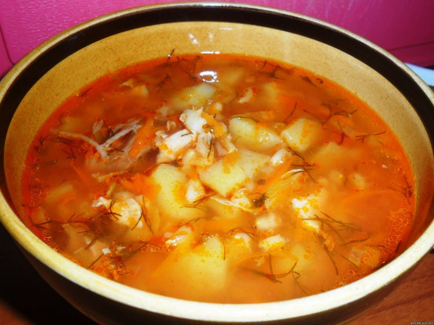 Рассольник с копченостями и перловкой