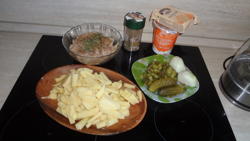 Картошка с солеными огурцами