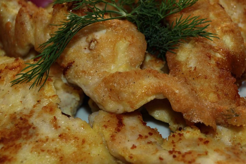 Куриные отбивные в кляре