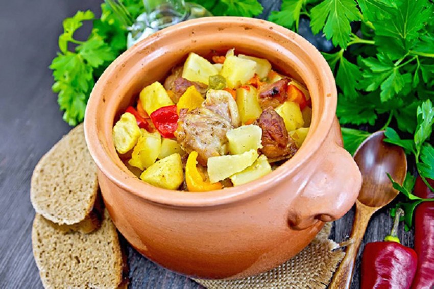 Тушеная говядина с картошкой