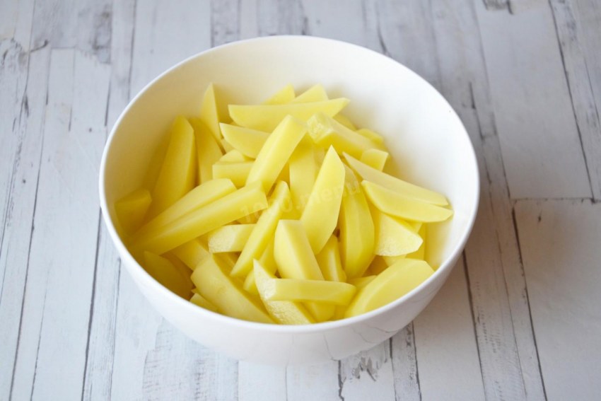 Картофель брусочками варка