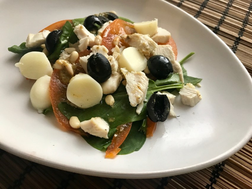 Салат с орешками