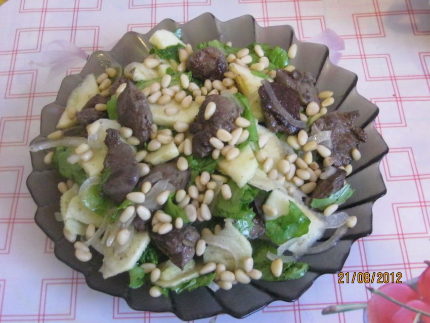 Салат с печенью и апельсинами