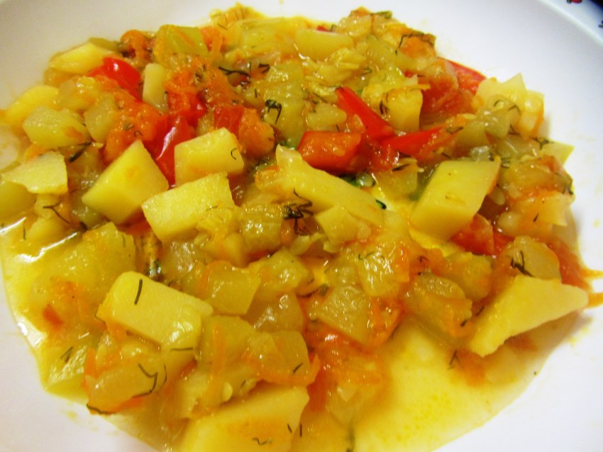Овощное рагу с кабачками