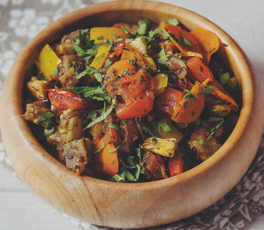 Картофельное рагу с курицей