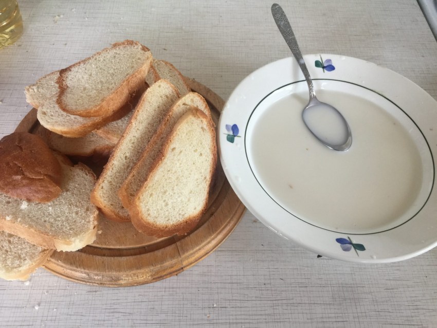 Гренки из батона с яйцом и молоком сладкие на сковороде рецепт