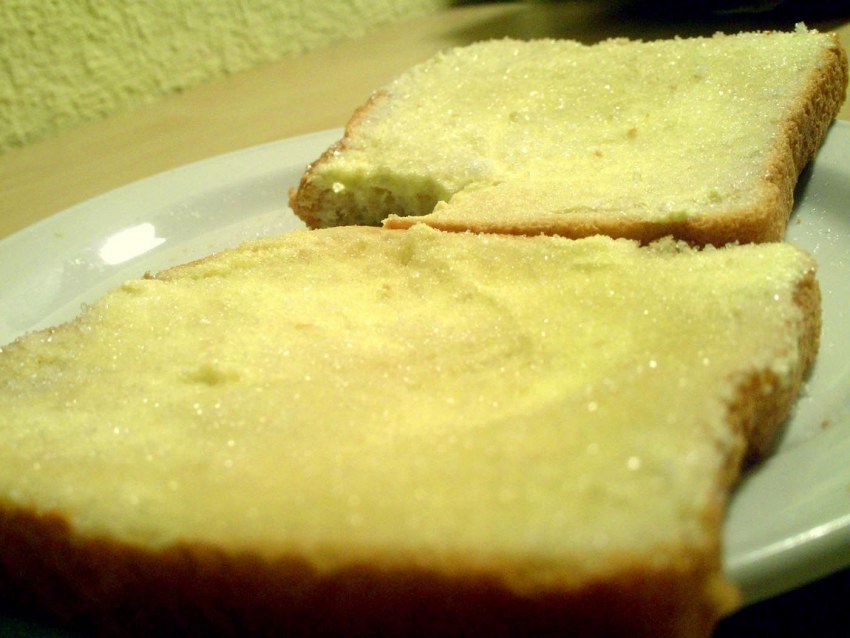 Гренки с яйцом и молоком