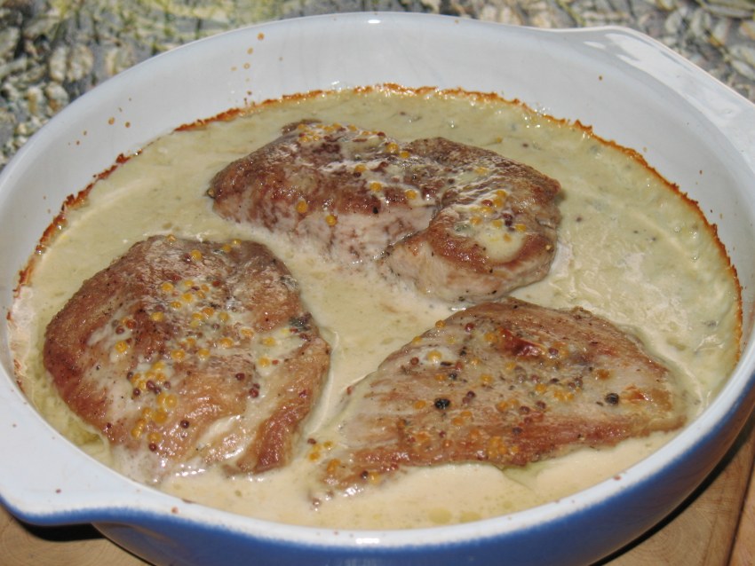 Свинина с клубникой