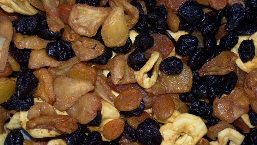 Курага и миндаль