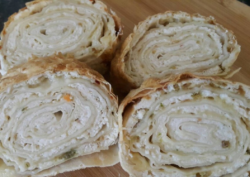Рулет из лаваша с курицей