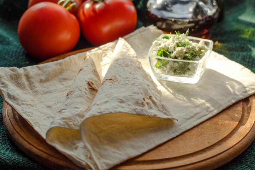 Пирог с капустой и луком пореем
