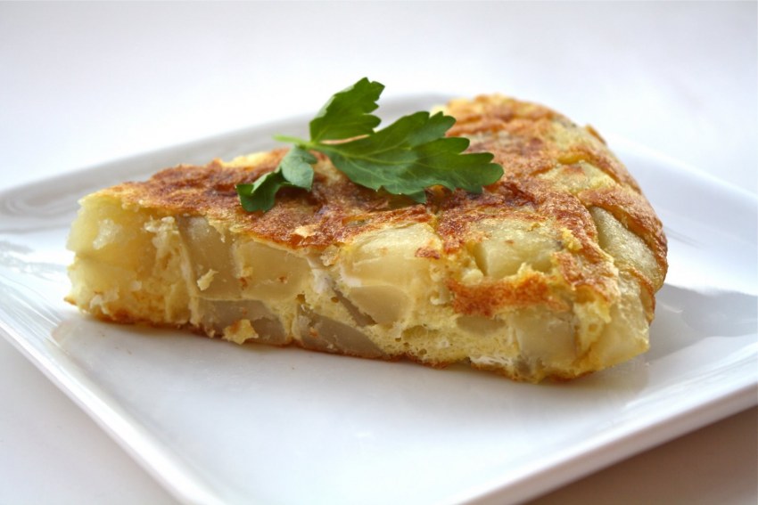 Омлет с картофелем