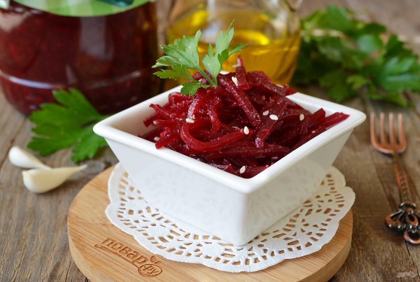Острая закуска из свеклы