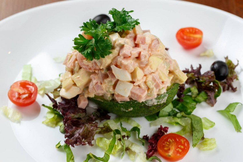 Салат мясной