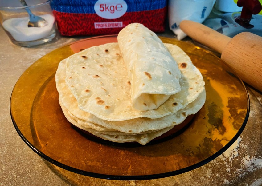 Лепешки на кефире с начинкой