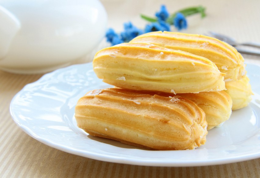 Рыбные палочки с заварным кремом