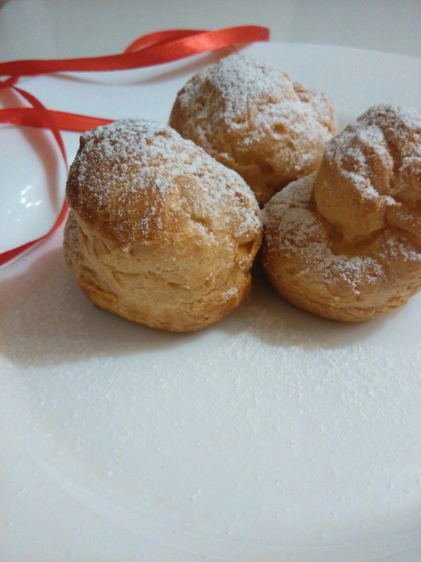 Мини эклеры со сгущенкой
