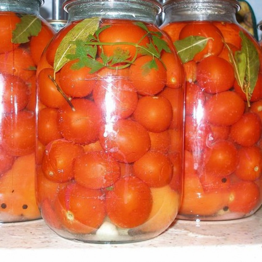 Pomidori marinad