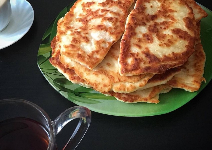 Сырные лепёшки в духовке