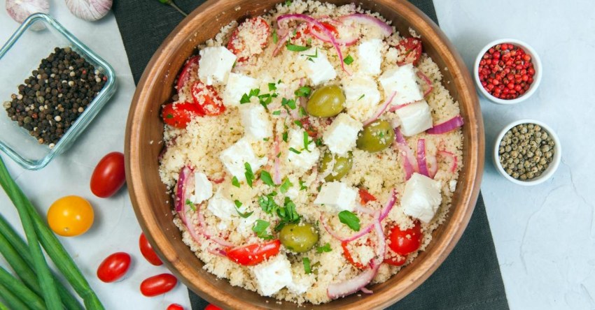 Салат руккола моцарелла черри