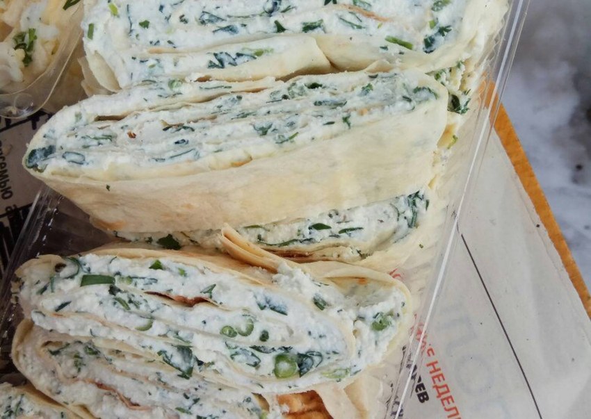 Лаваш с творогом и зеленью