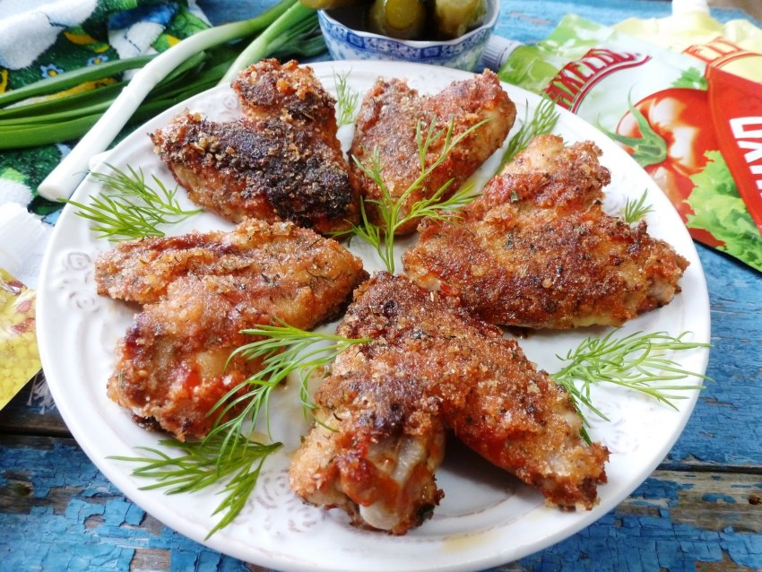 Куриные крылышки панированные