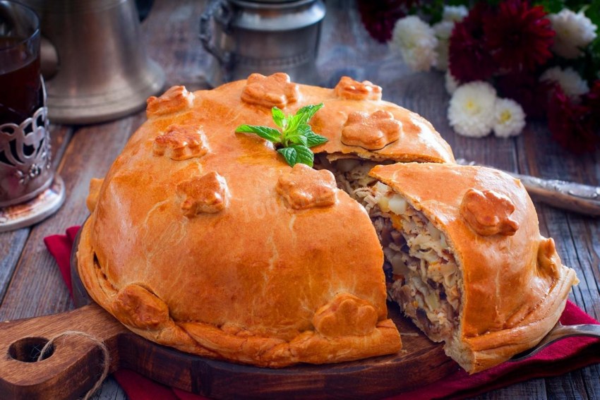 Классический курник с курицей и картошкой