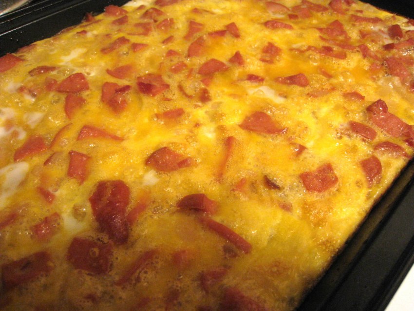 Картофельная запеканка с сосисками