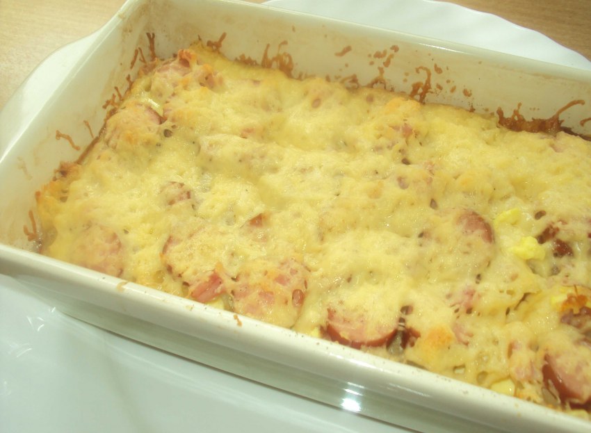 Запеканка с сосисками