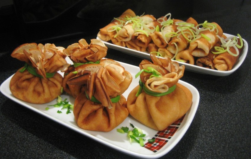 Блинные мешочки с курицей