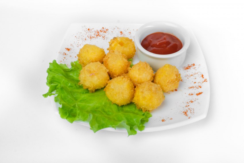Cheeseball snack
