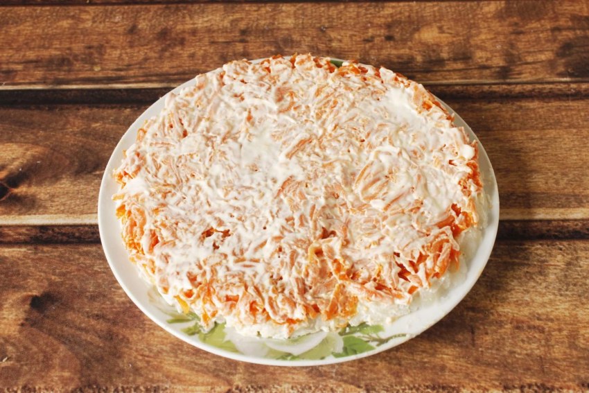 Салат снежные сугробы с курицей