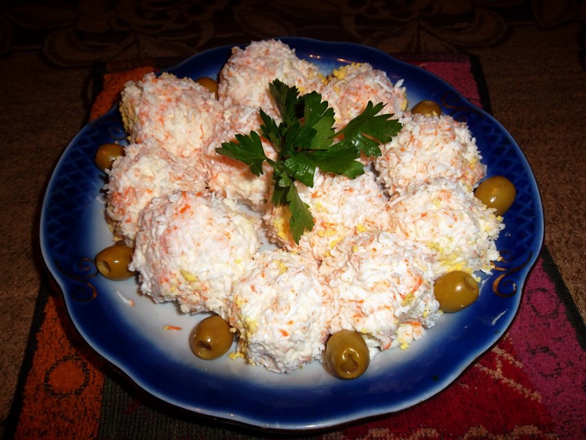 Салат сугроб с курицей