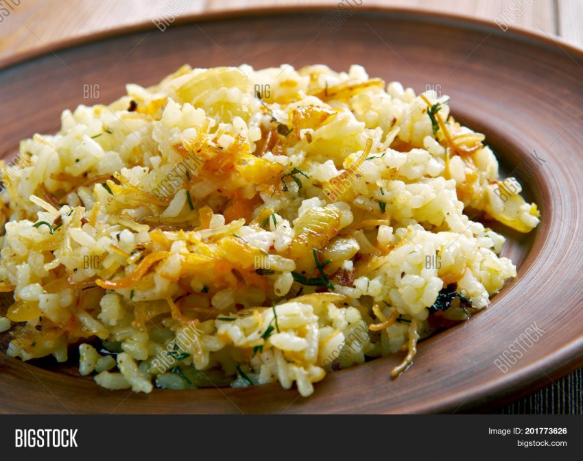 Черный плов