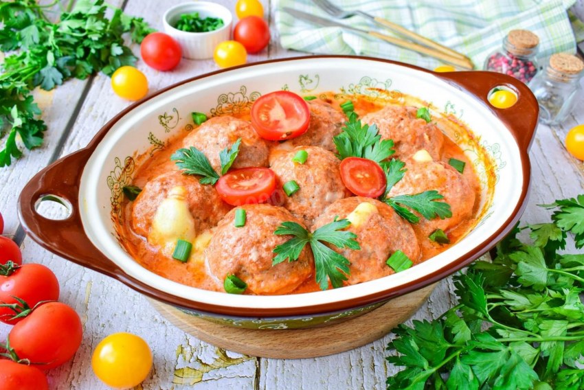 Гречаники с салатом
