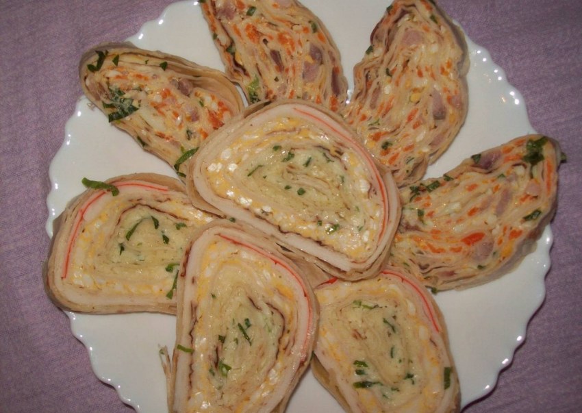 Лаваш с консервой
