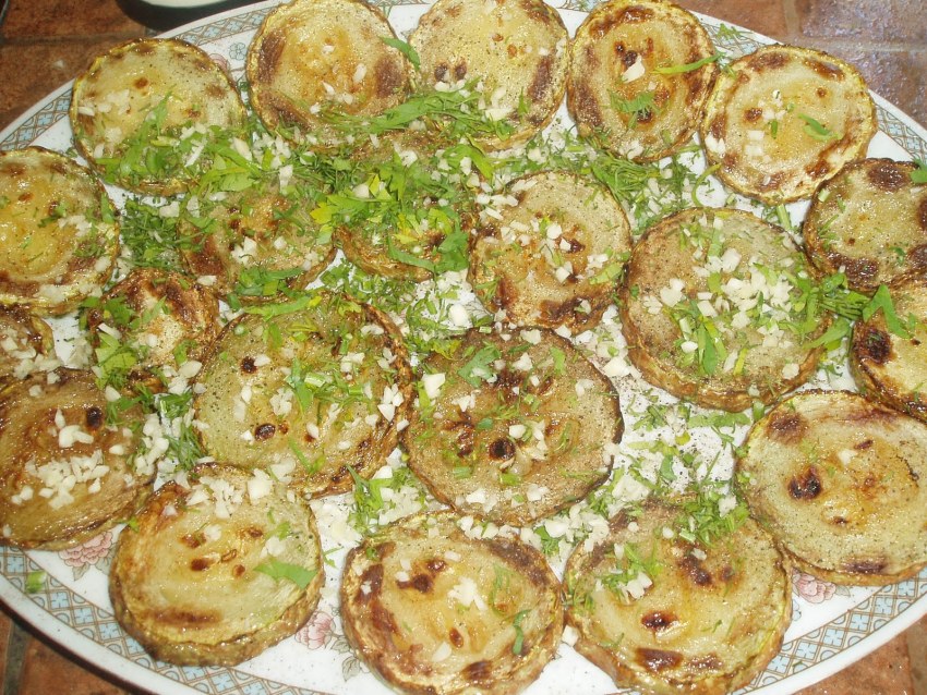 Кабачки на зиму с зеленью и чесноком