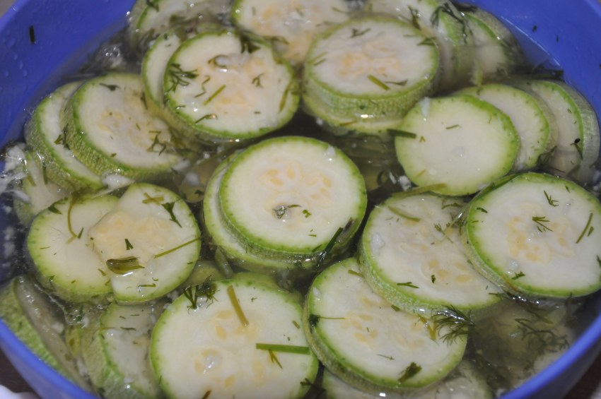 Закуска из молодых кабачков