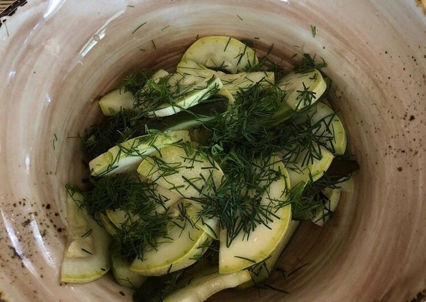 Кабачки нарезанные