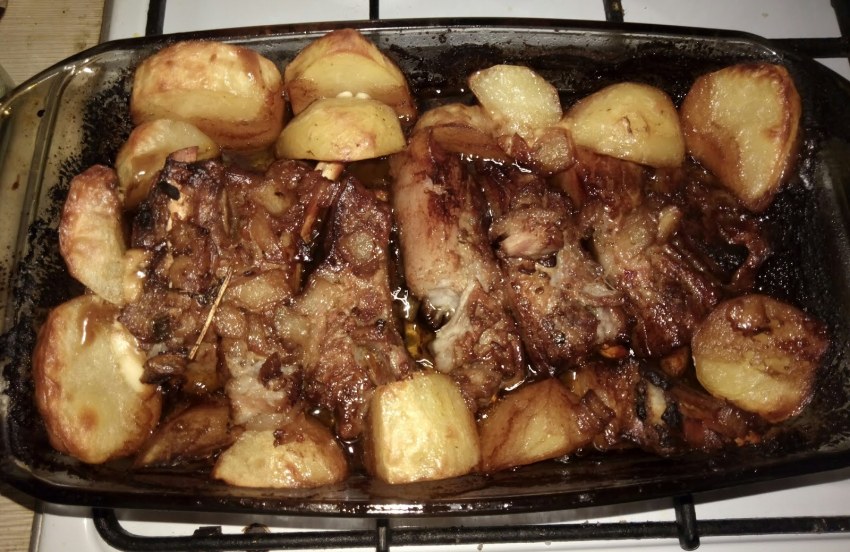 Картофель Айдахо с рулькой свиной