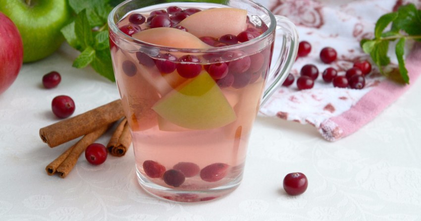 Компот из замороженных ягод брусники