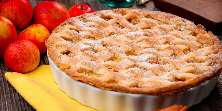 Шарлотка с яблоками классический
