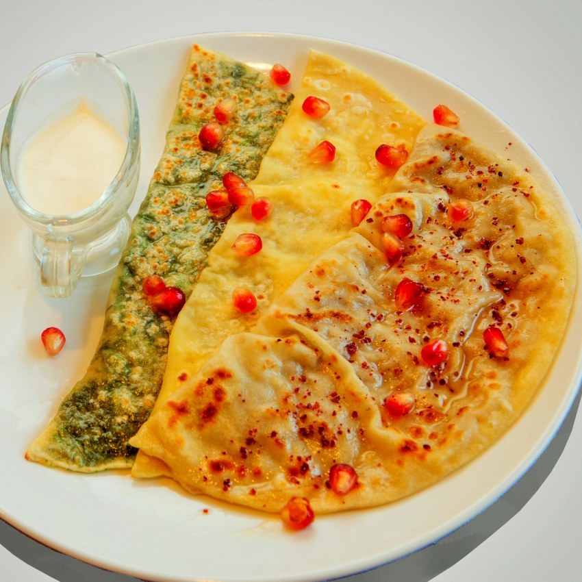 Кутабы с сыром и зеленью ВКУСВИЛЛ