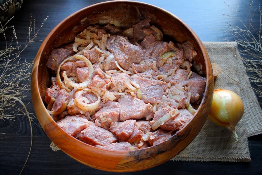 Тазик шашлыка