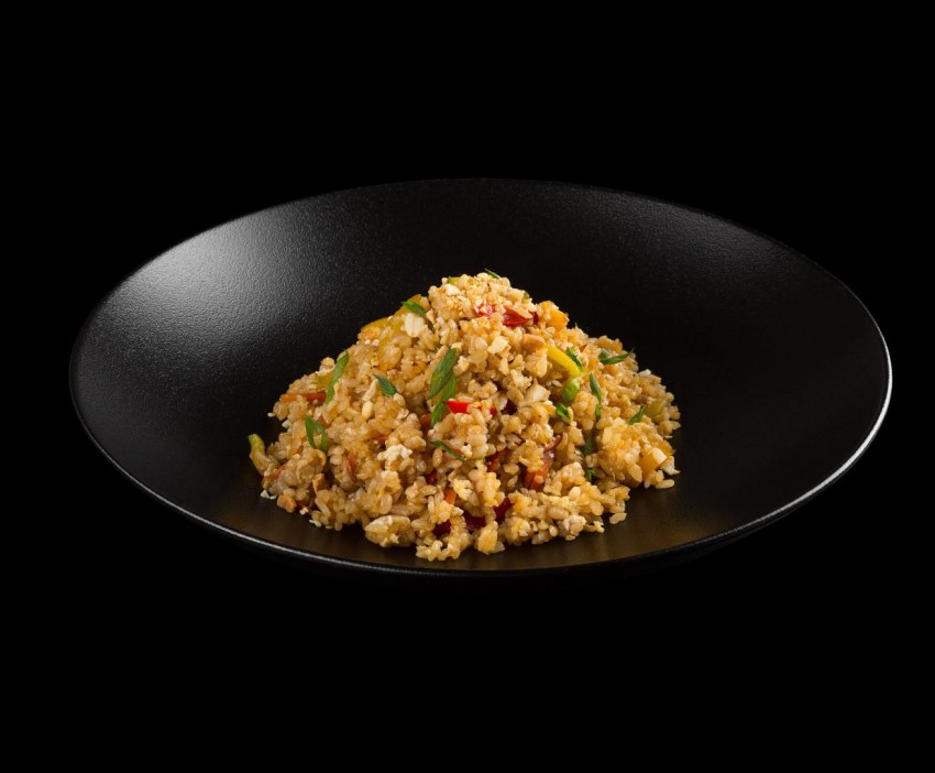 Фрайд Райс с яйцом и овощами